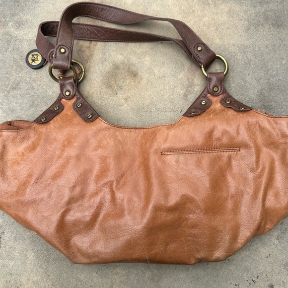 The Sak Indio Buttery Soft Leather Hobo Shoulder Bag - Picture 4 of 10